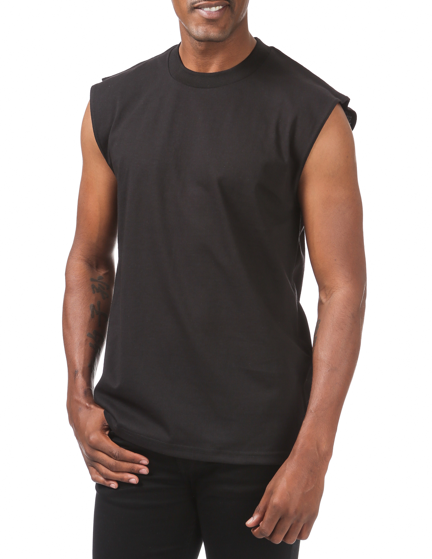 sleeveless muscle shirts